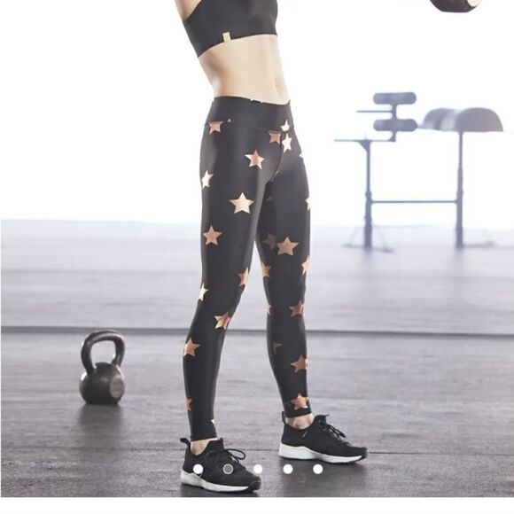 Terez Star Foil Printed Tall Band Performance Leggings - Picture 1 of 8